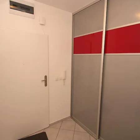 Apartment 100-sio *